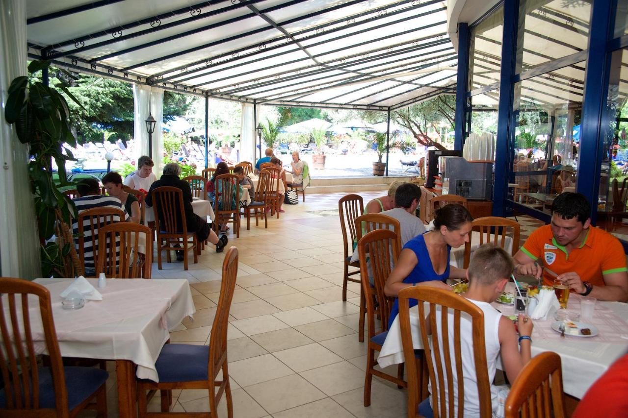 Dunav Hotel Napospart Kültér fotó
